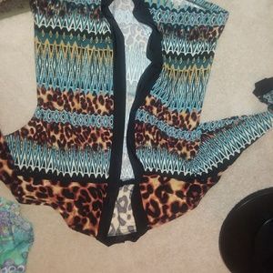 Rafaella med. Pull on cover up